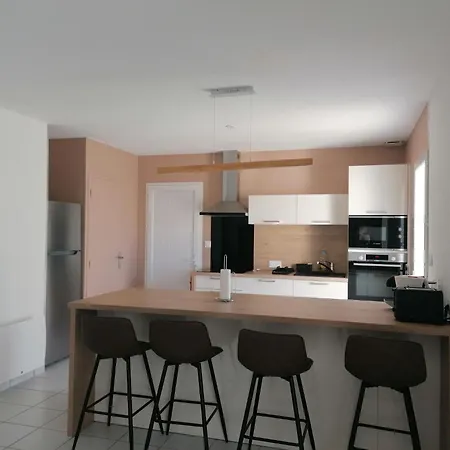 La Maison Des Roses 펜션 롱주빌 쉬르메르